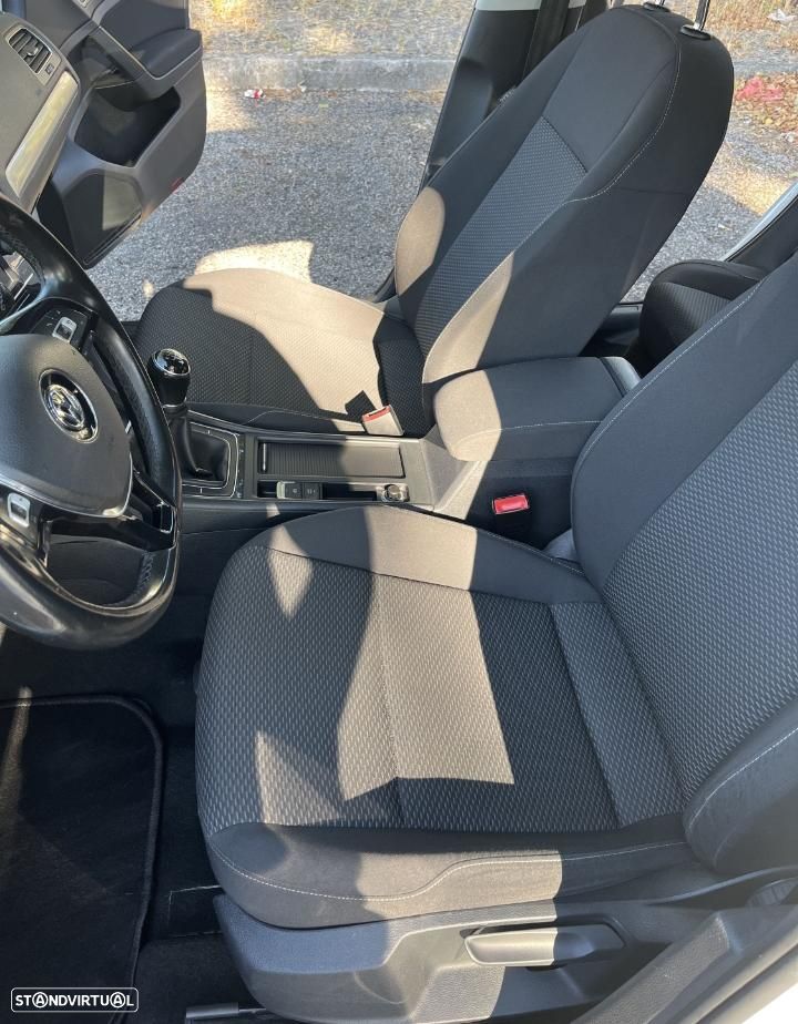VW Golf 1.6 TDI Confortline - 3