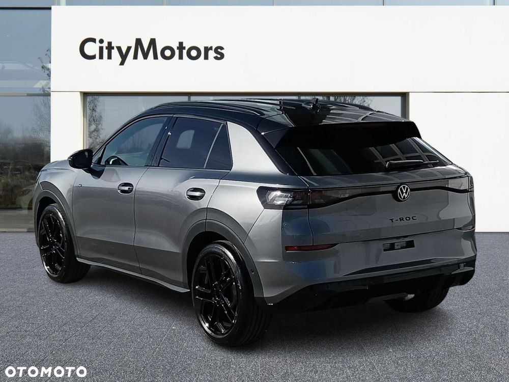 Volkswagen T-Roc - 8
