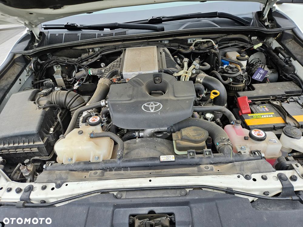 Toyota Hilux 2.8 D-4D Double Cab Invincible 4x4 - 7