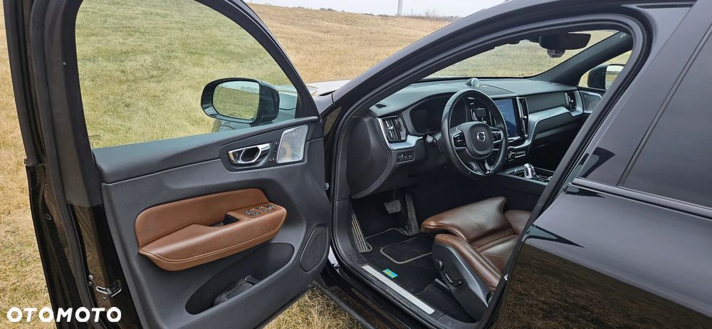 Volvo XC 60 T8 AWD Recharge Geartronic Inscription - 11