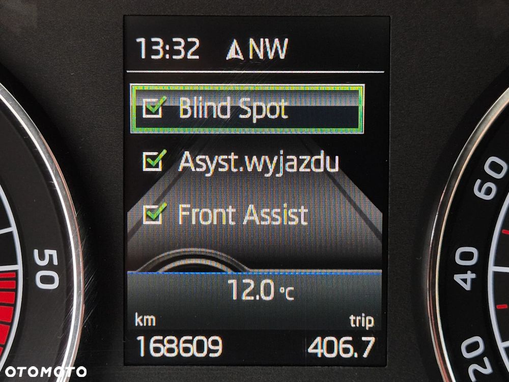 Skoda Superb 2.0 TDI Ambition - 31