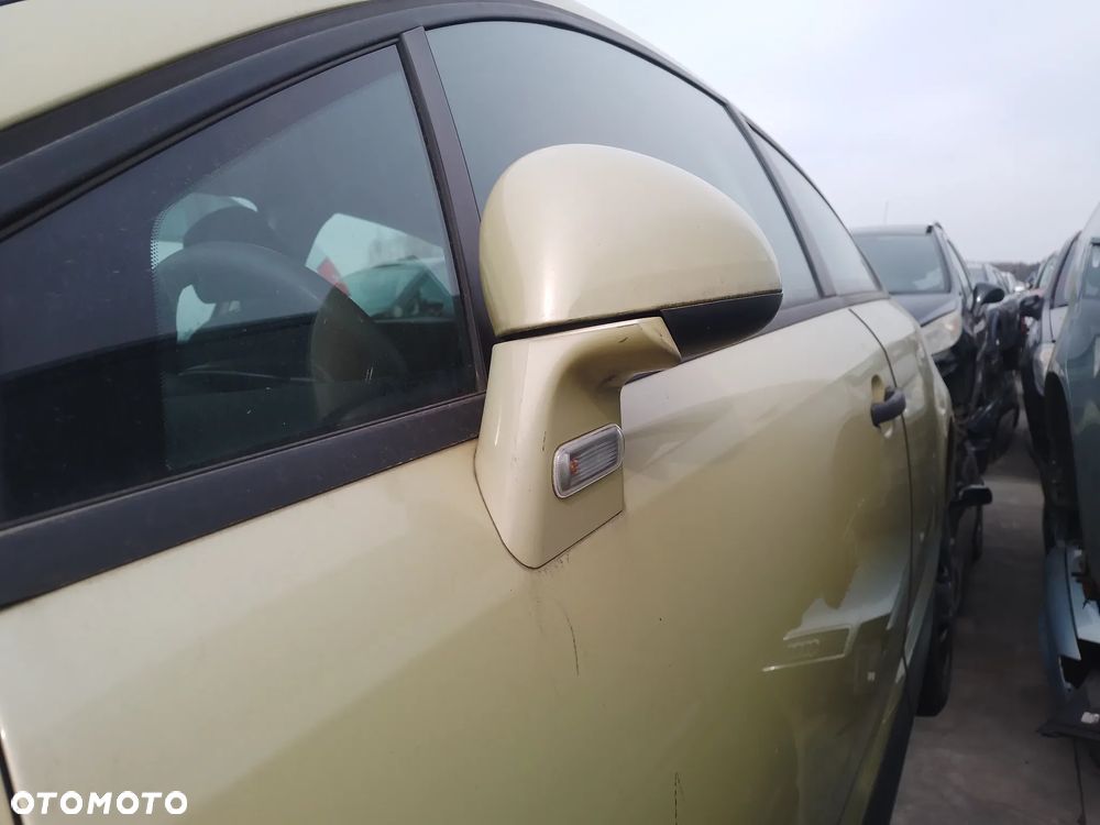 CITROEN C4 04-10 1.4 RADIO (KBC) - 15