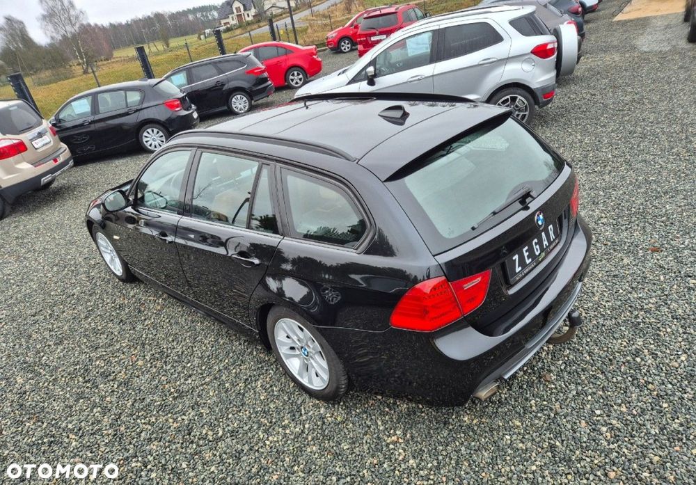 BMW Seria 3 - 36