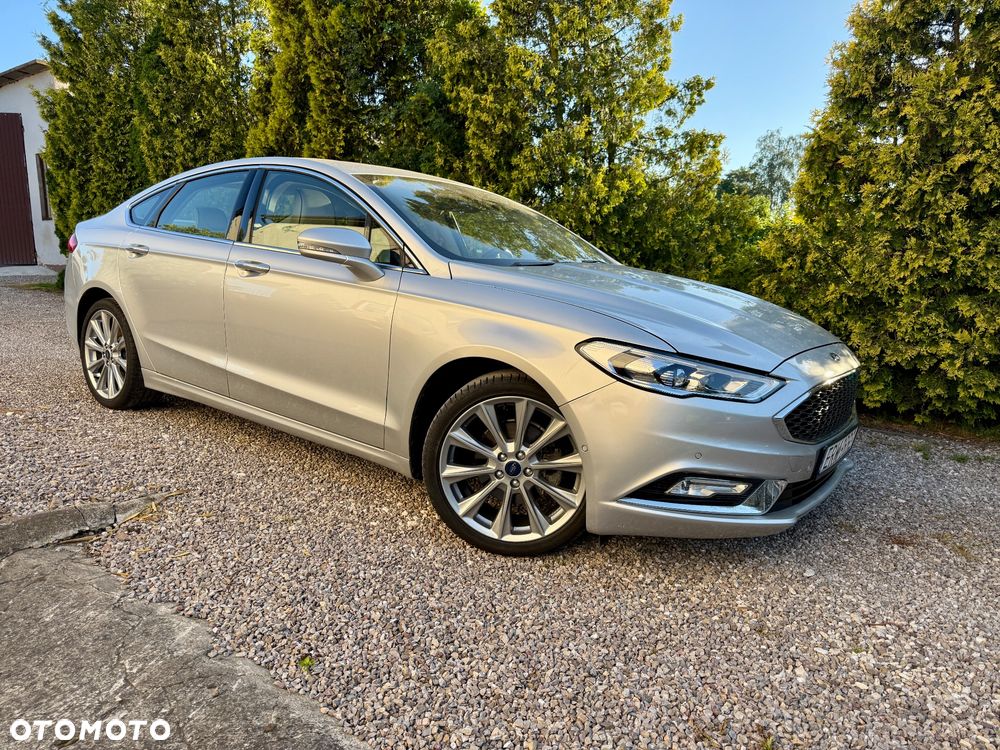 Ford Fusion - 1