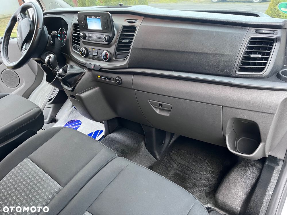 Ford Transit Custom 290 L1H1 Limited - 11
