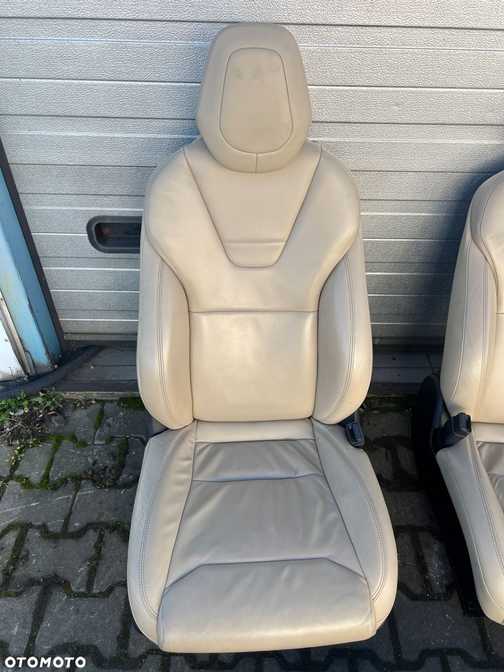 TESLA S LIFT 16-21 FOTEL PRAWY PASAŻERA KREMOWA SKÓRA EUROPA - 1