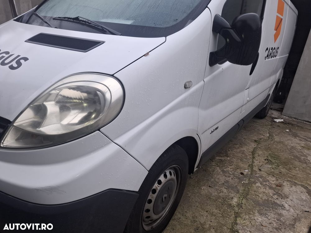 Renault Trafic - 9