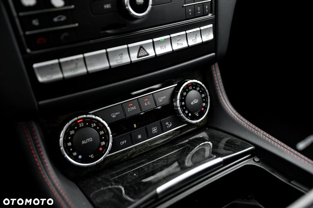 Mercedes-Benz CLS 400 4Matic 7G-TRONIC - 29