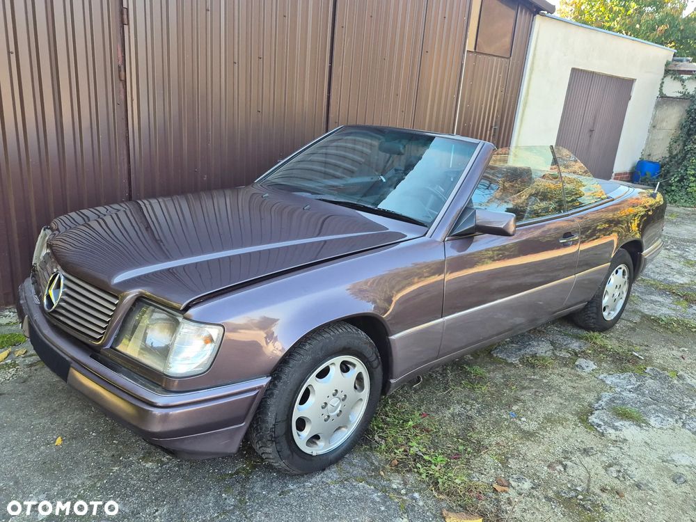 Mercedes-Benz E-Class 1994 photo 2