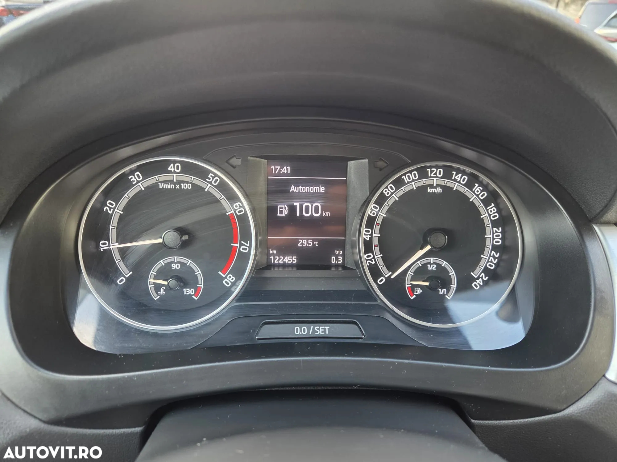 Skoda RAPID - 9