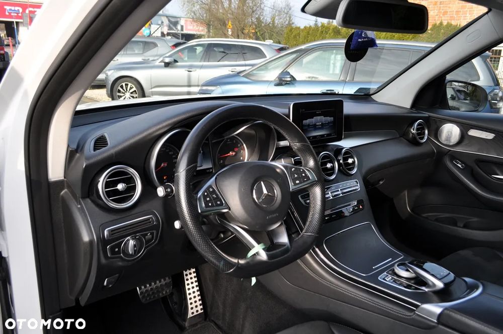 Mercedes-Benz GLC - 19