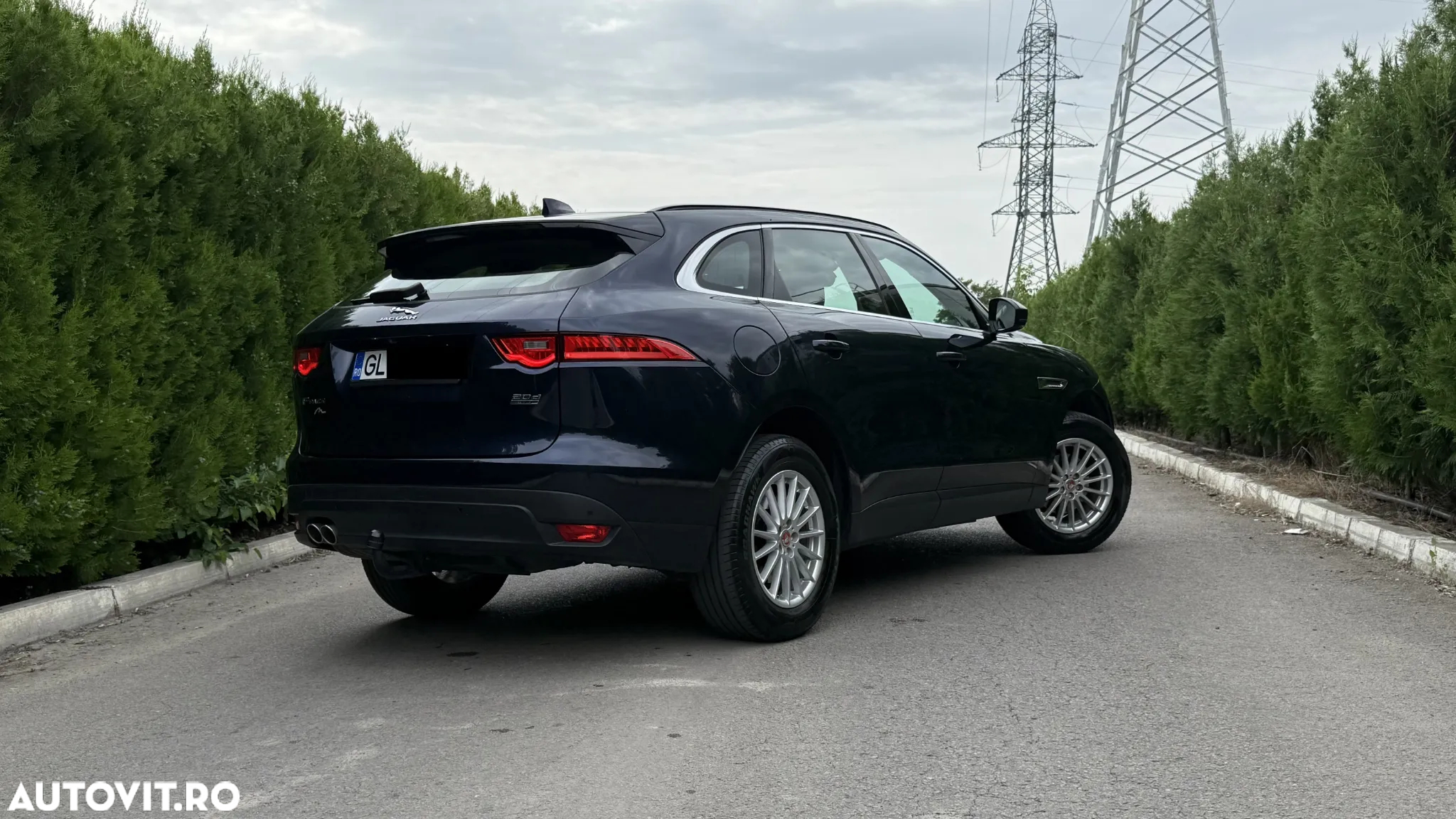 Jaguar F-Pace - 3