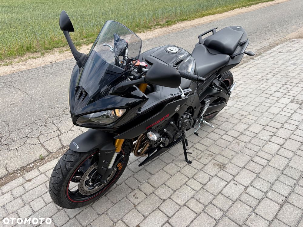 Yamaha FZ8 - 5
