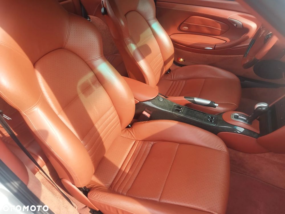 Porsche 911 - 16
