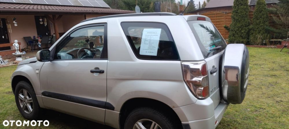 Suzuki Grand Vitara 1.6 - 6