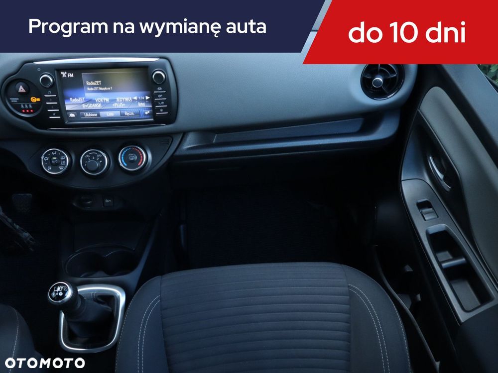 Toyota Yaris - 10