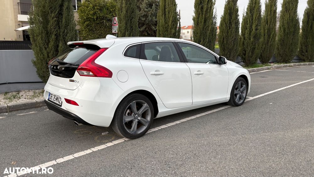 Volvo V40 D3 Geartronic - 3