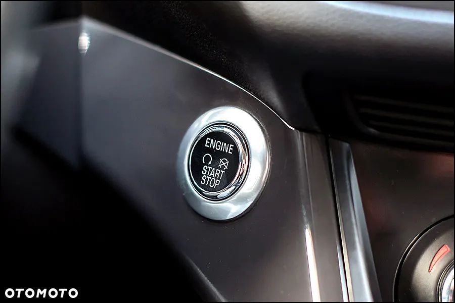 Ford Kuga - 33