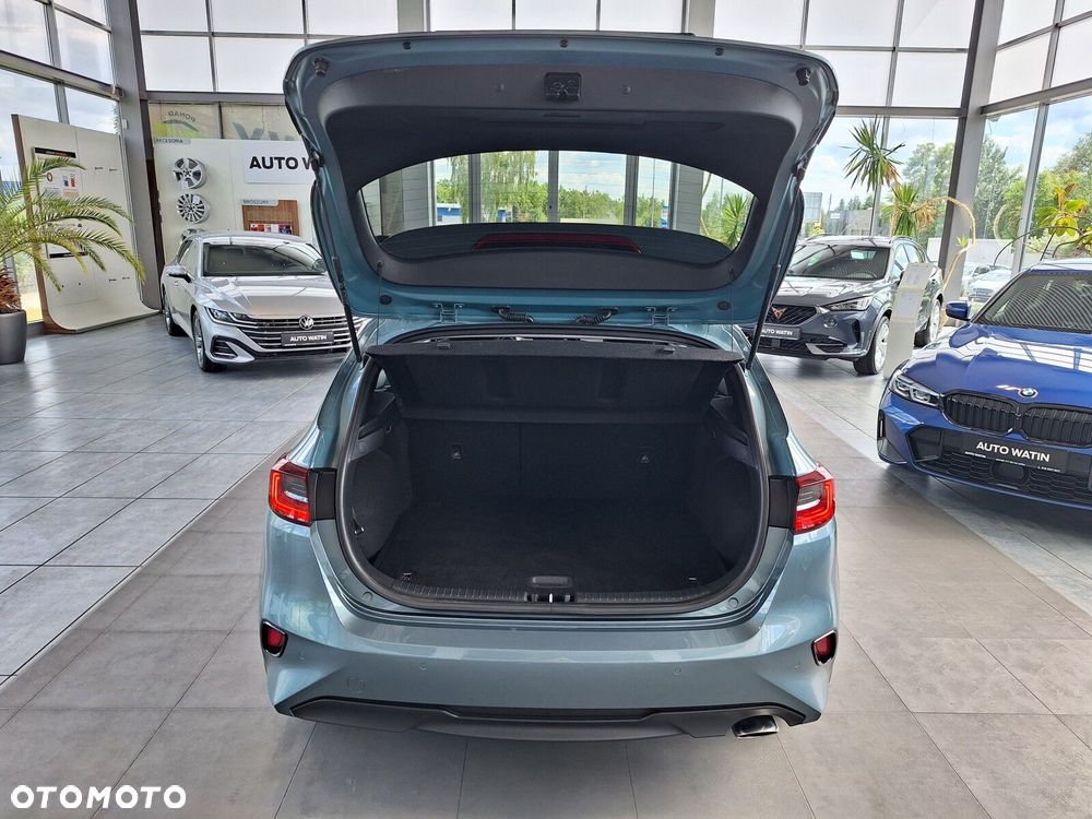 Kia Ceed 1.5 T-GDI M - 16