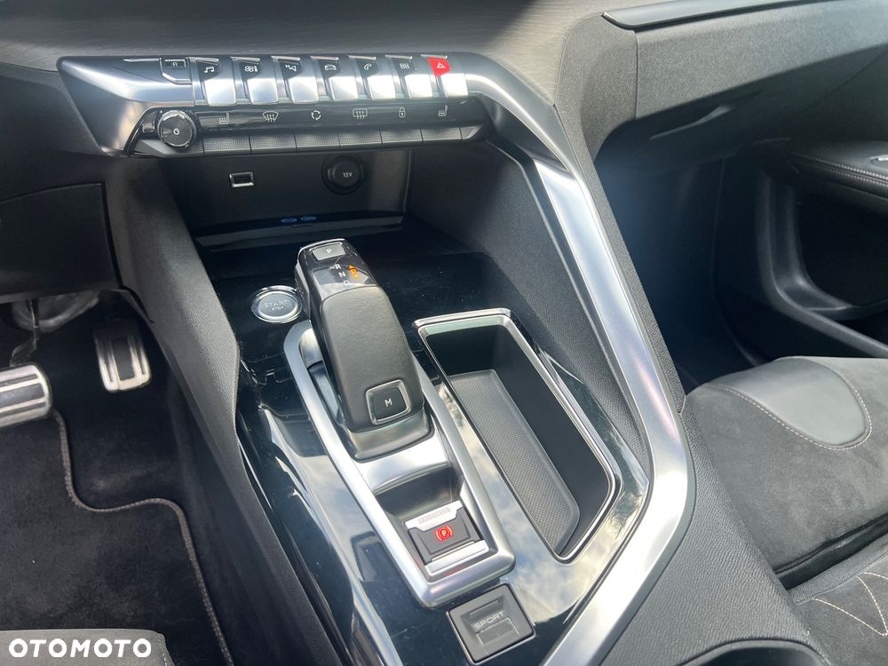 Peugeot 5008 BlueHDi 180 EAT6 GT - 34