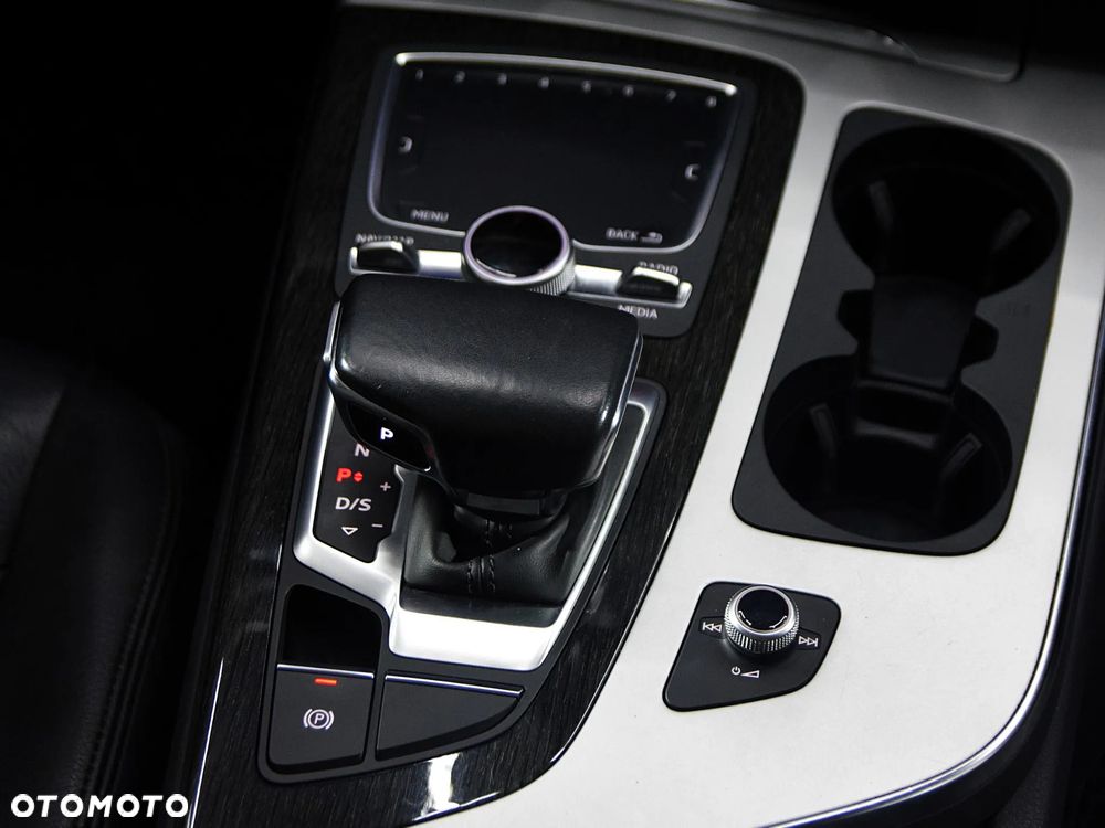Audi Q7 - 22