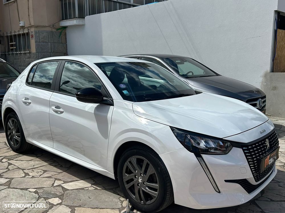 Peugeot 208 2022 photo 3