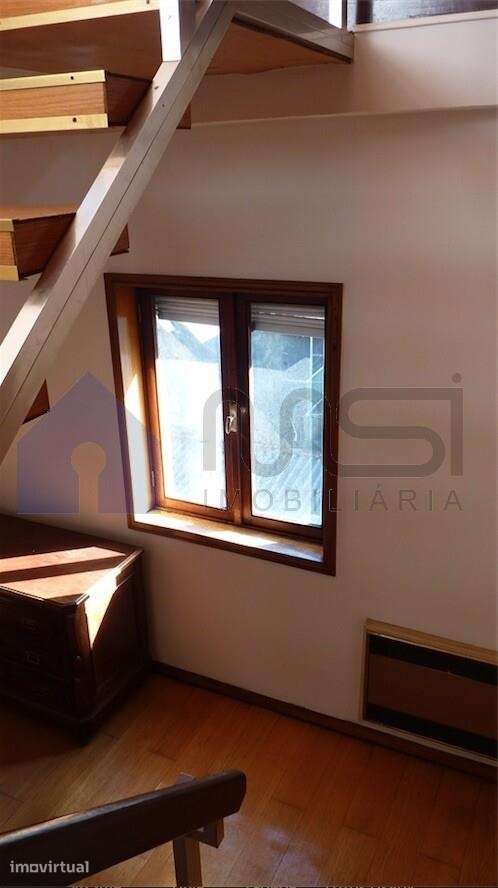 Apartamento T0 Renovado – Rua da Alegria, Porto - Grande imagem: 4/6