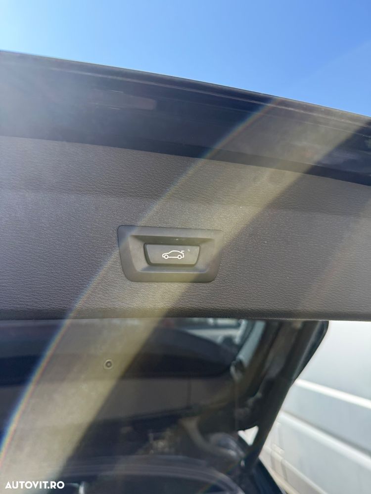 BMW X1 xDrive20d AT - 10