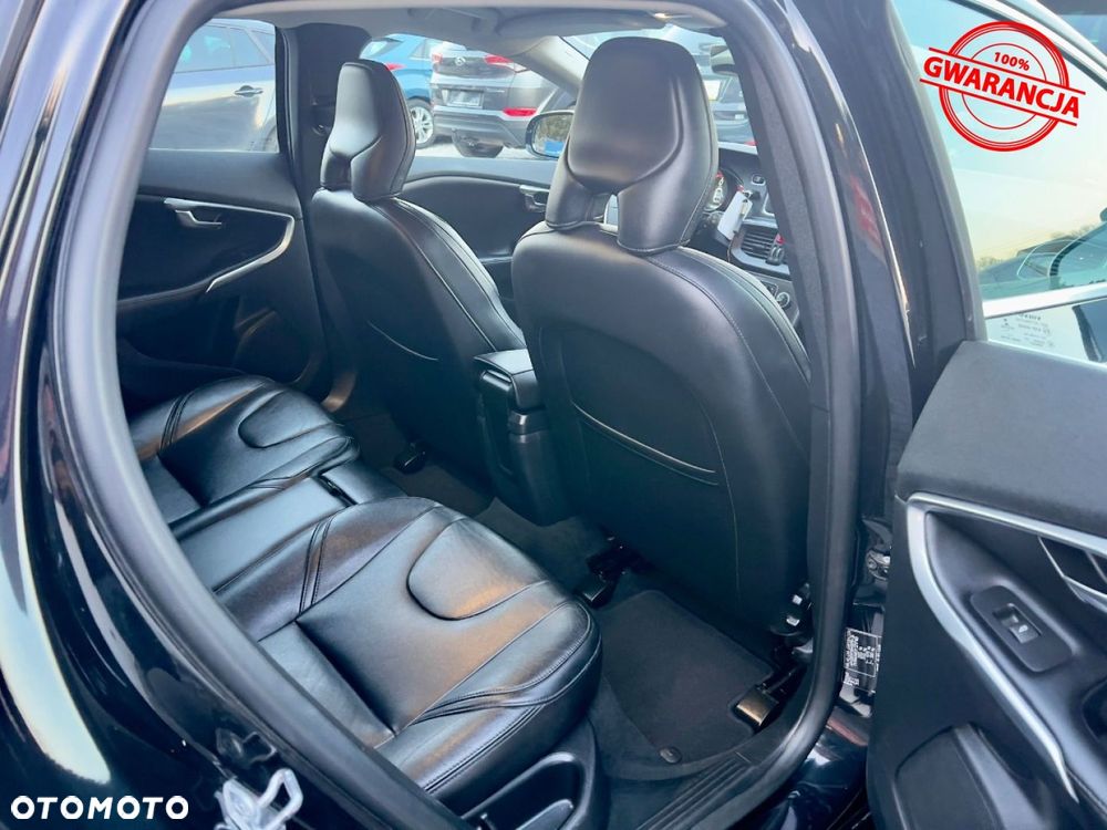 Volvo V40 D4 Summum - 24