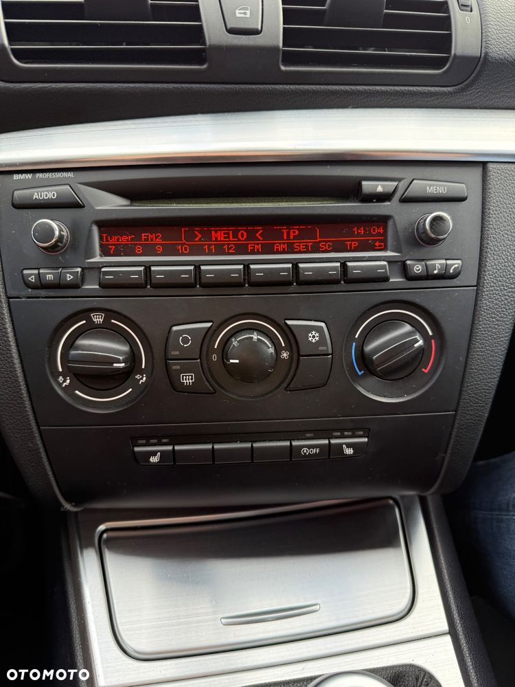 BMW Seria 1 116i - 8