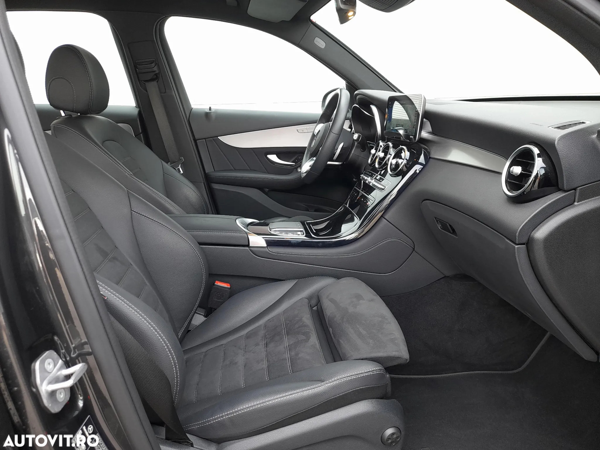 Mercedes-Benz GLC 300 de 4MATIC - 10
