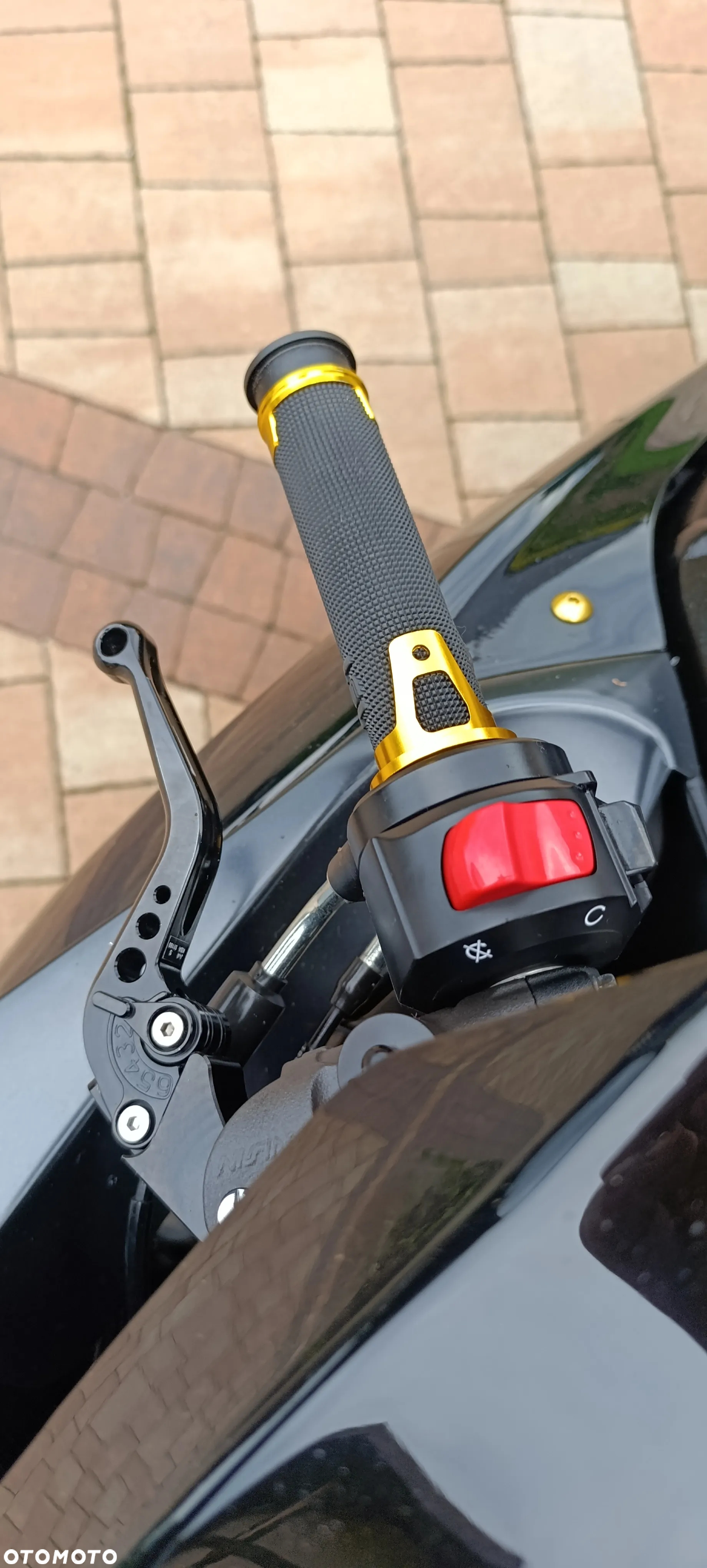 Suzuki GSX-R - 13