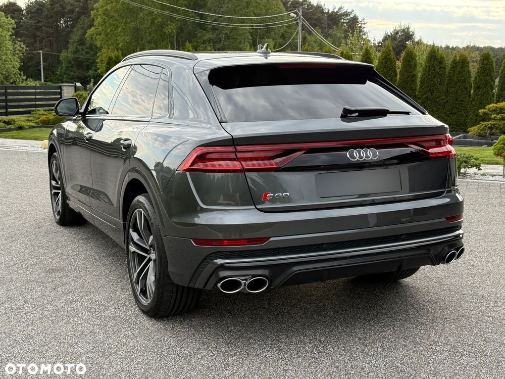 Audi SQ8 - 24