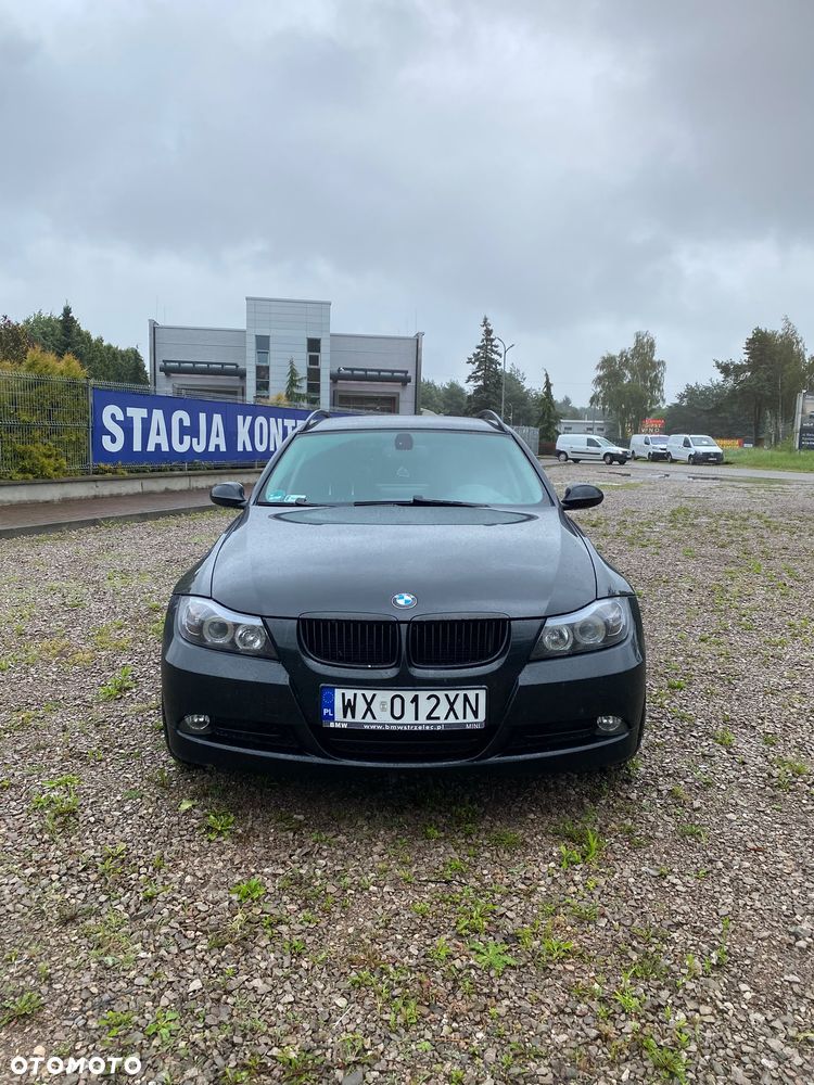 BMW Seria 3 320d DPF - 3