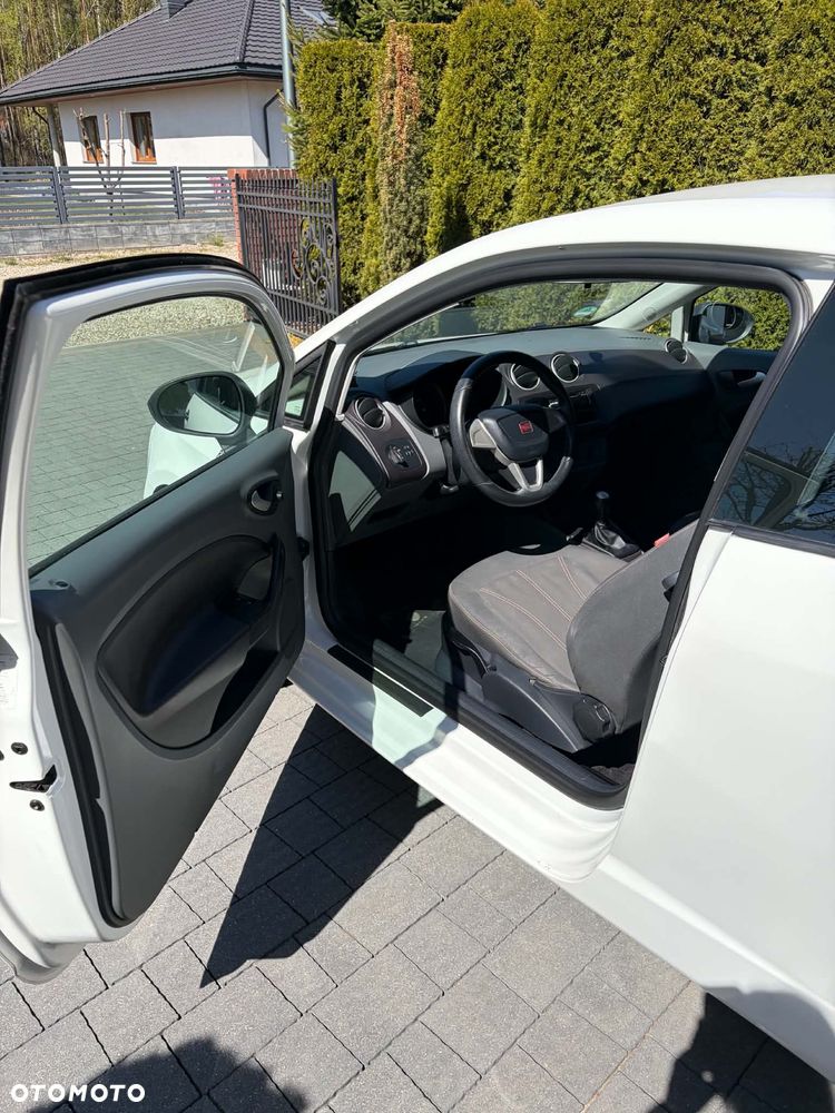 Seat Ibiza SC 1.6 TDI DPF Style - 11