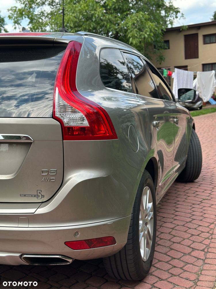 Volvo XC 60 D5 AWD Summum - 9