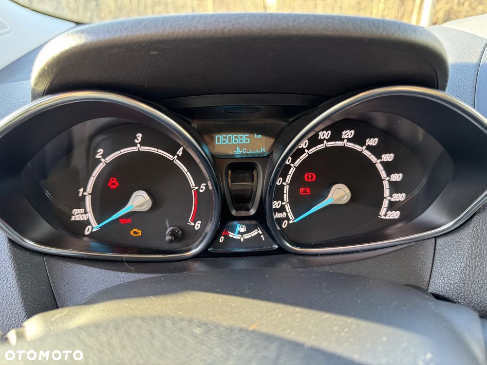 Ford Tourneo Courier 1.5 TDCi Ambiente - 13