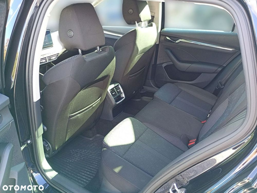 Skoda Octavia 2.0 TDI Style DSG - 23