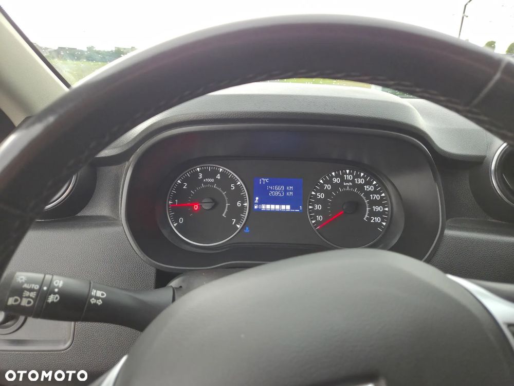 Dacia Duster 1.5 dCi Laureate 4x4 - 11