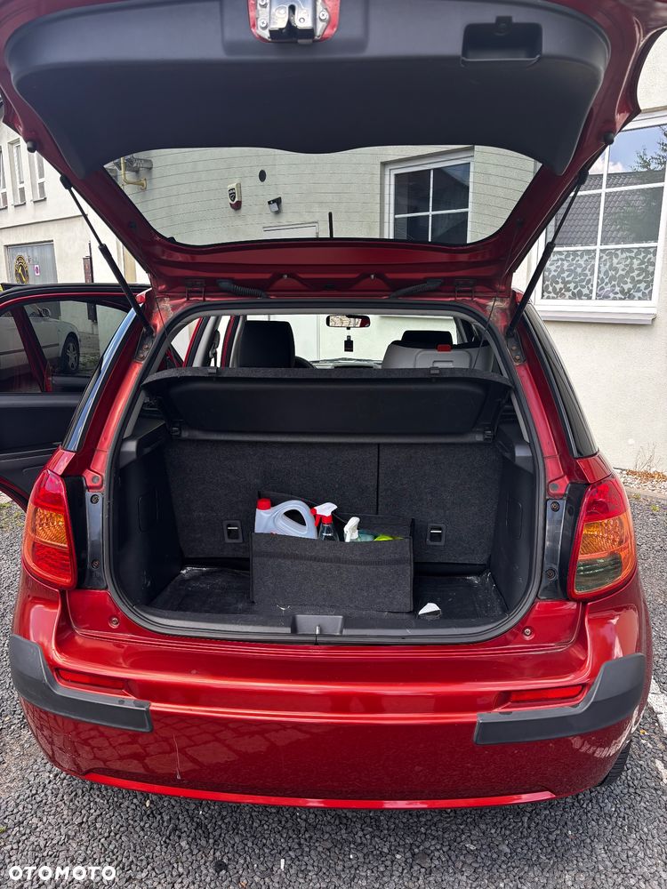 Suzuki SX4 1.6 Comfort - 15
