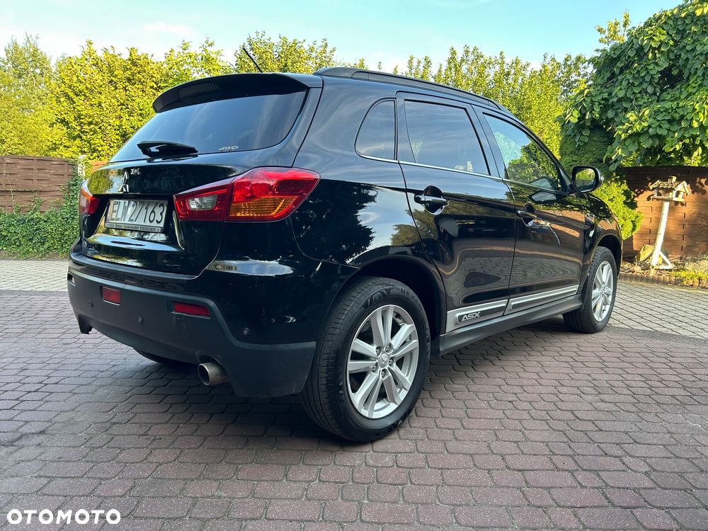 Mitsubishi ASX - 8