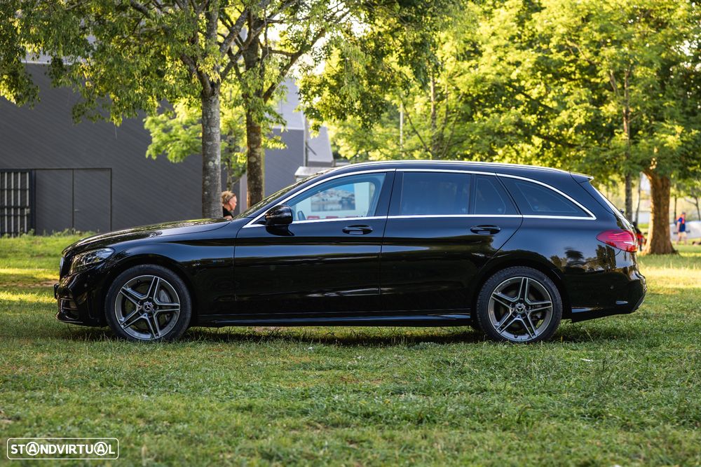 Mercedes-Benz C 300 de AMG Line - 2