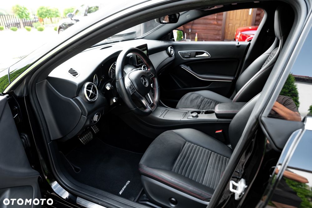 Mercedes-Benz CLA - 19