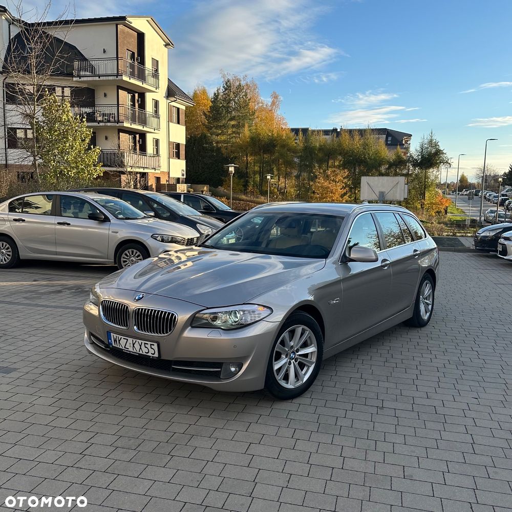 BMW Seria 5 520d Touring Modern Line - 1