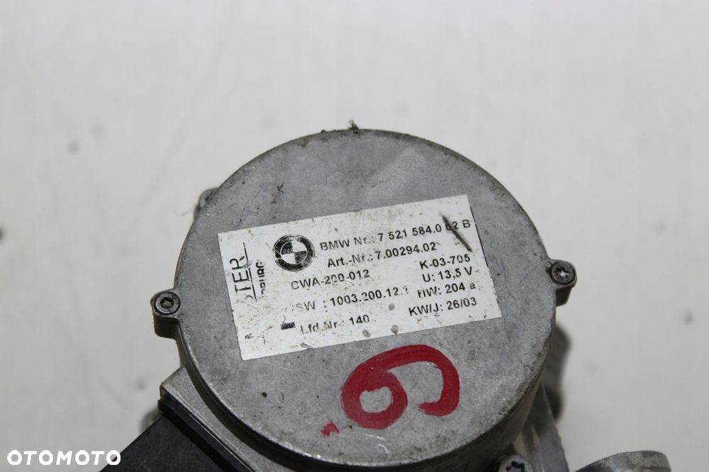 BMW E60 E63 E90 2.5 3.0 330I N52 pompa wody ELEKTRYCZNA Pierburg 7521584 - 5