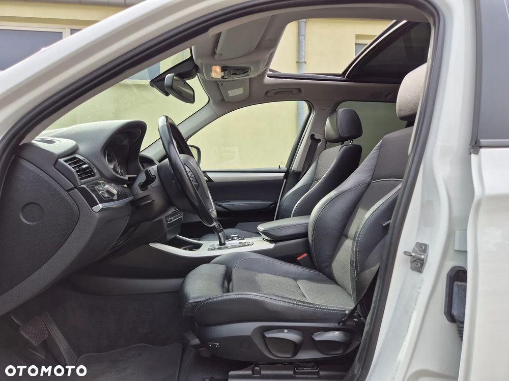 BMW X3 xDrive20d - 23