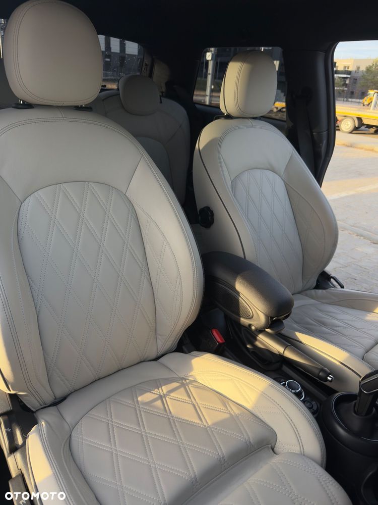 MINI Cooper Standard - 9