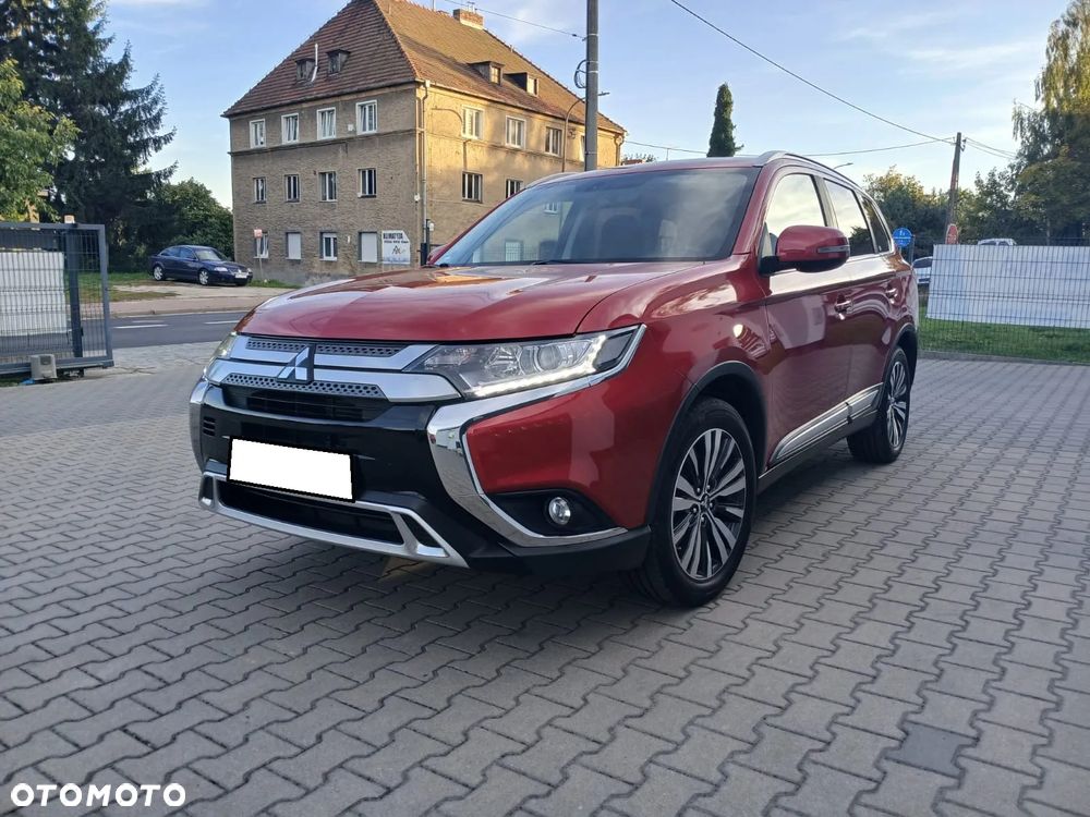 Mitsubishi Outlander 2018 photo 3
