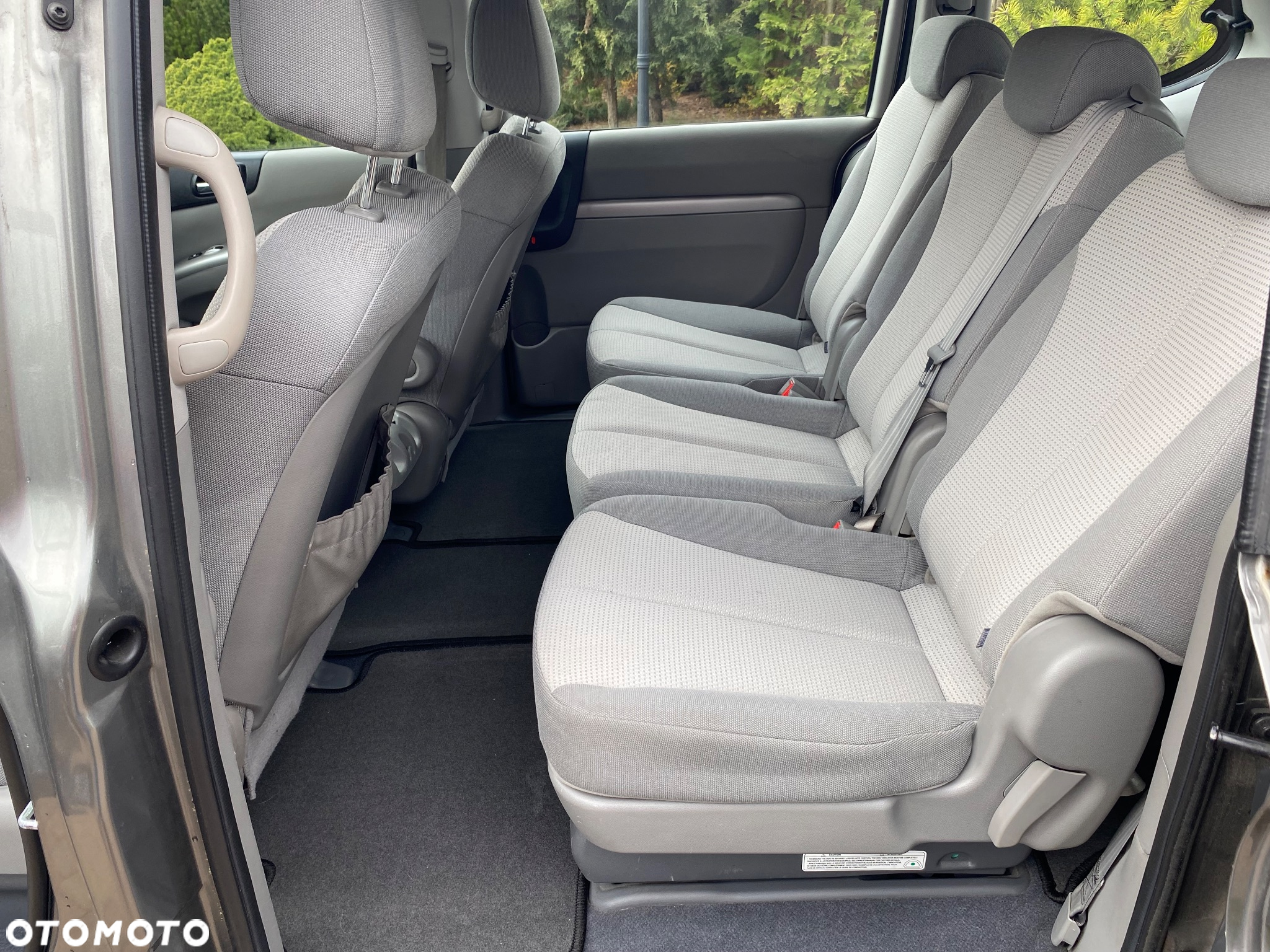 Kia Carnival 2.2 CRDi Voyage - 8