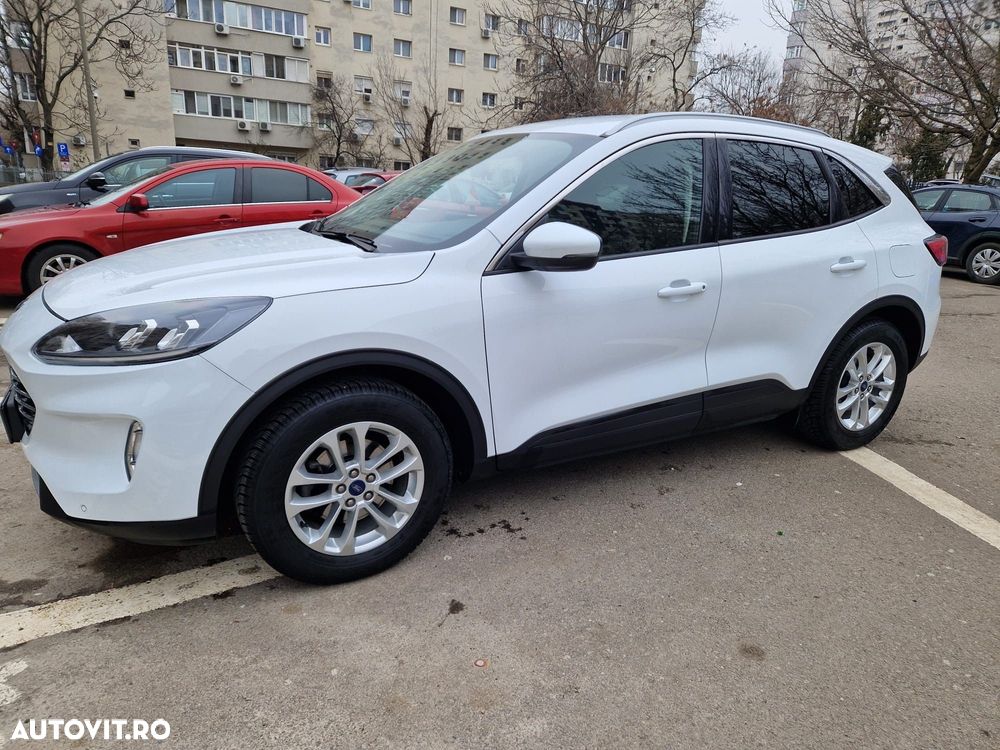 Ford Kuga 1.5 EcoBoost FWD Titanium - 1